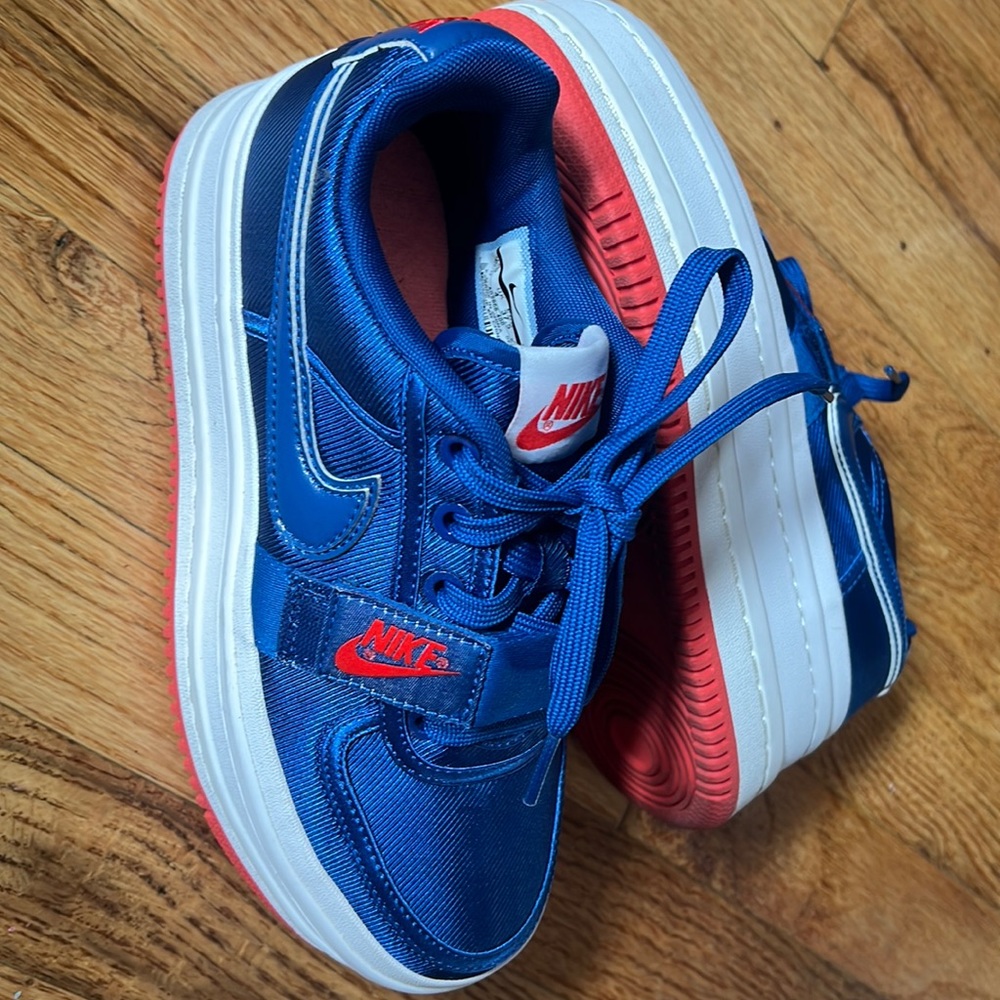 Nike vandal